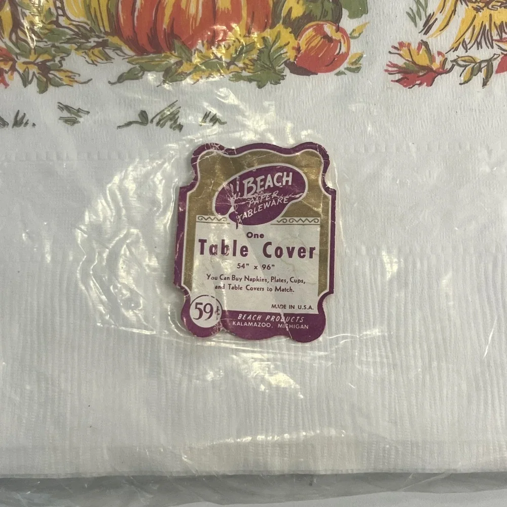 Vintage Beach Paper Tableware Thanksgiving Table Cover 54x96 Turkey Pilgrim USA